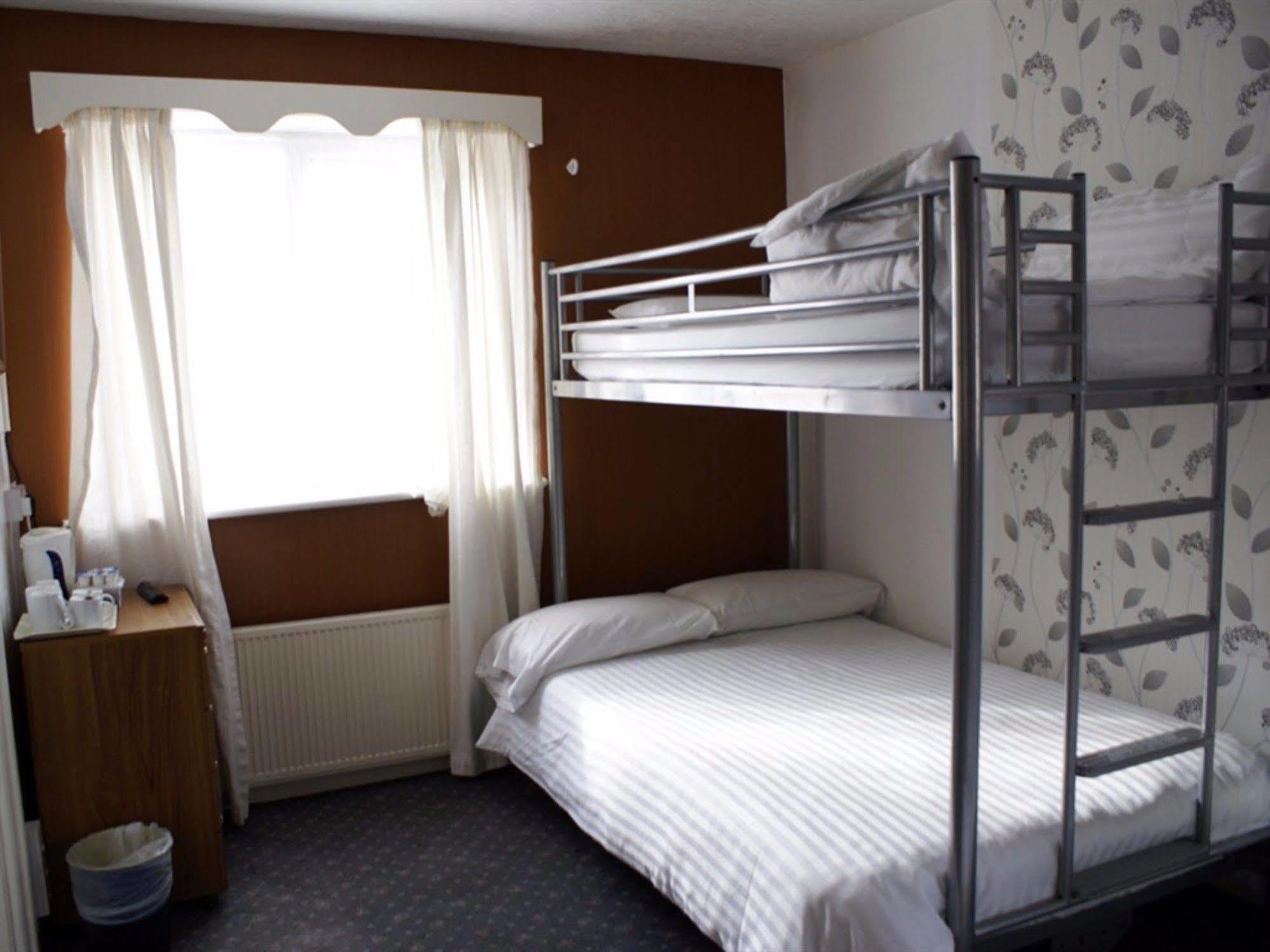 The Highfield Private Hotel Blackpool Exteriör bild